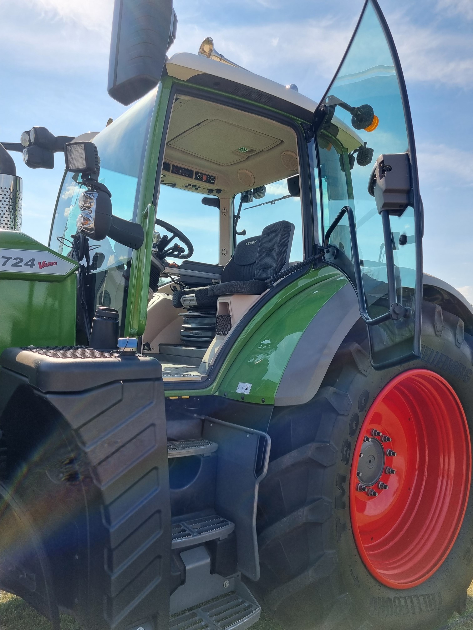 Fendt 724 Profi Plus S4, als nieuw, ex les tractor! VERKOCHT! - Afbeelding 7