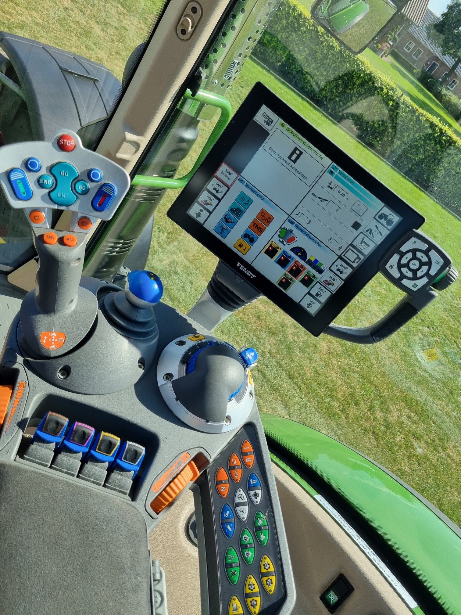 Fendt 724 Profi Plus S4, als nieuw, ex les tractor! VERKOCHT! - Afbeelding 9