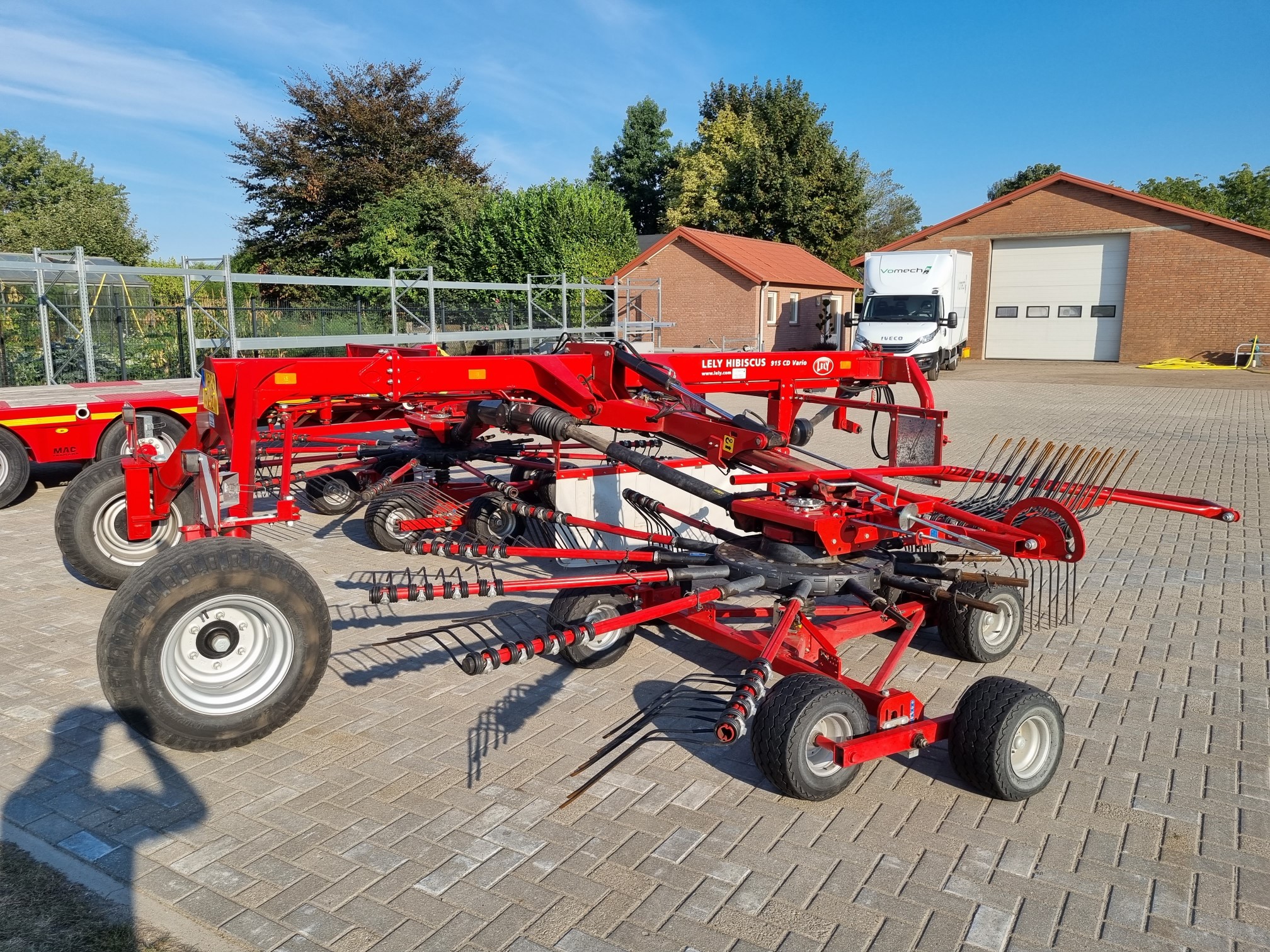 Lely Hibiscus 915 CD Vario, zeer nette machine, van eerste eigenaar! VERKOCHT! - Afbeelding 2