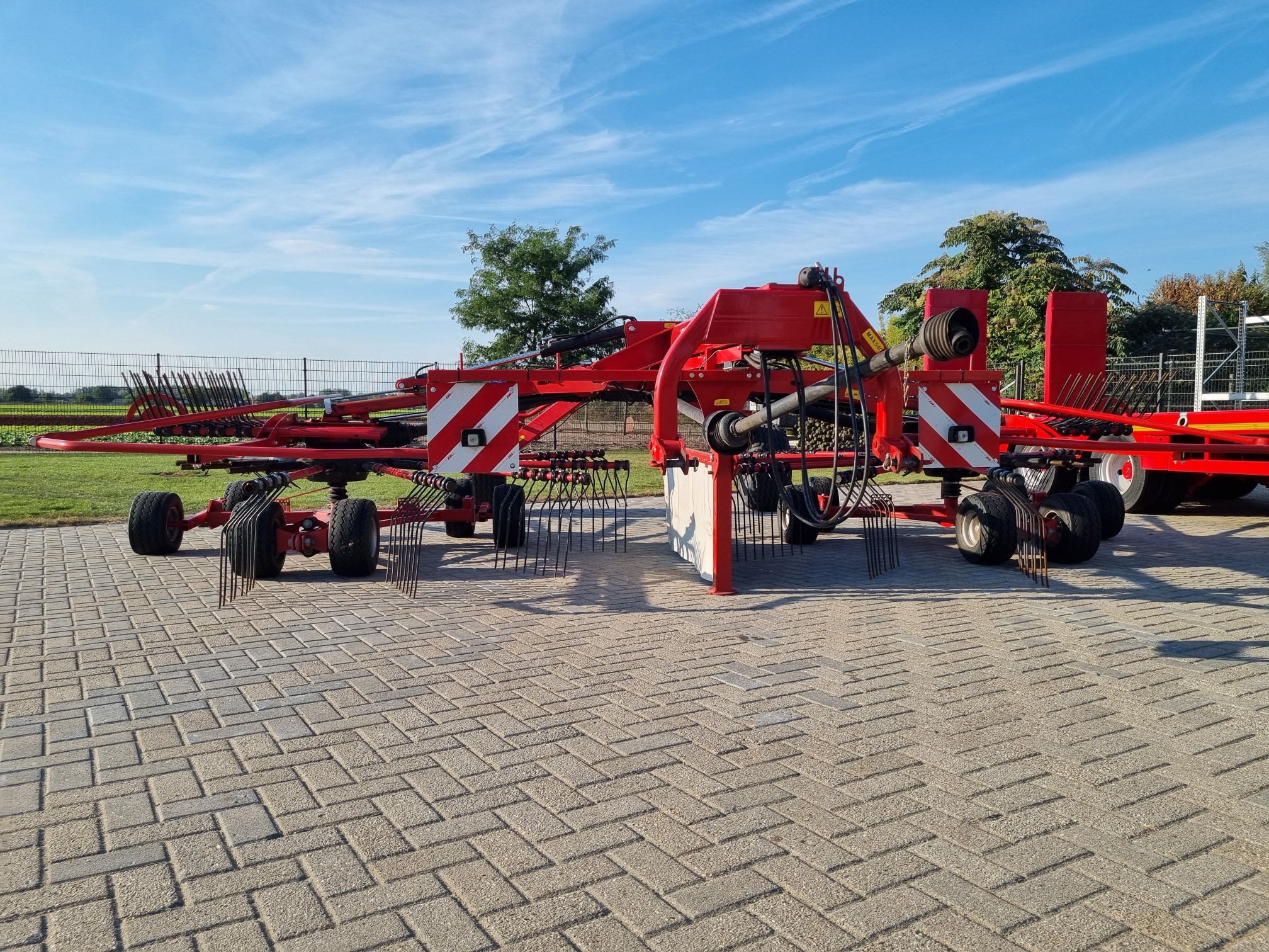 Lely Hibiscus 915 CD Vario, zeer nette machine, van eerste eigenaar! VERKOCHT! - Afbeelding 9