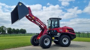 Yanmar V120 met bak en lepels, VERKOCHT!