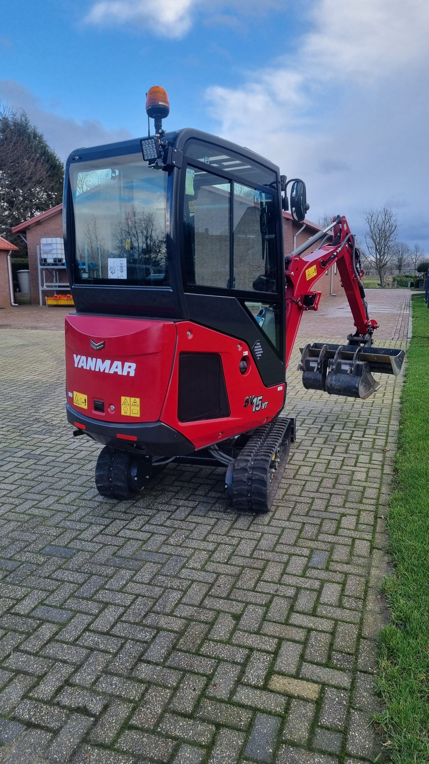 Yanmar SV15 vt minigraver, Als nieuw, 138 uur! VERKOCHT! - Afbeelding 3