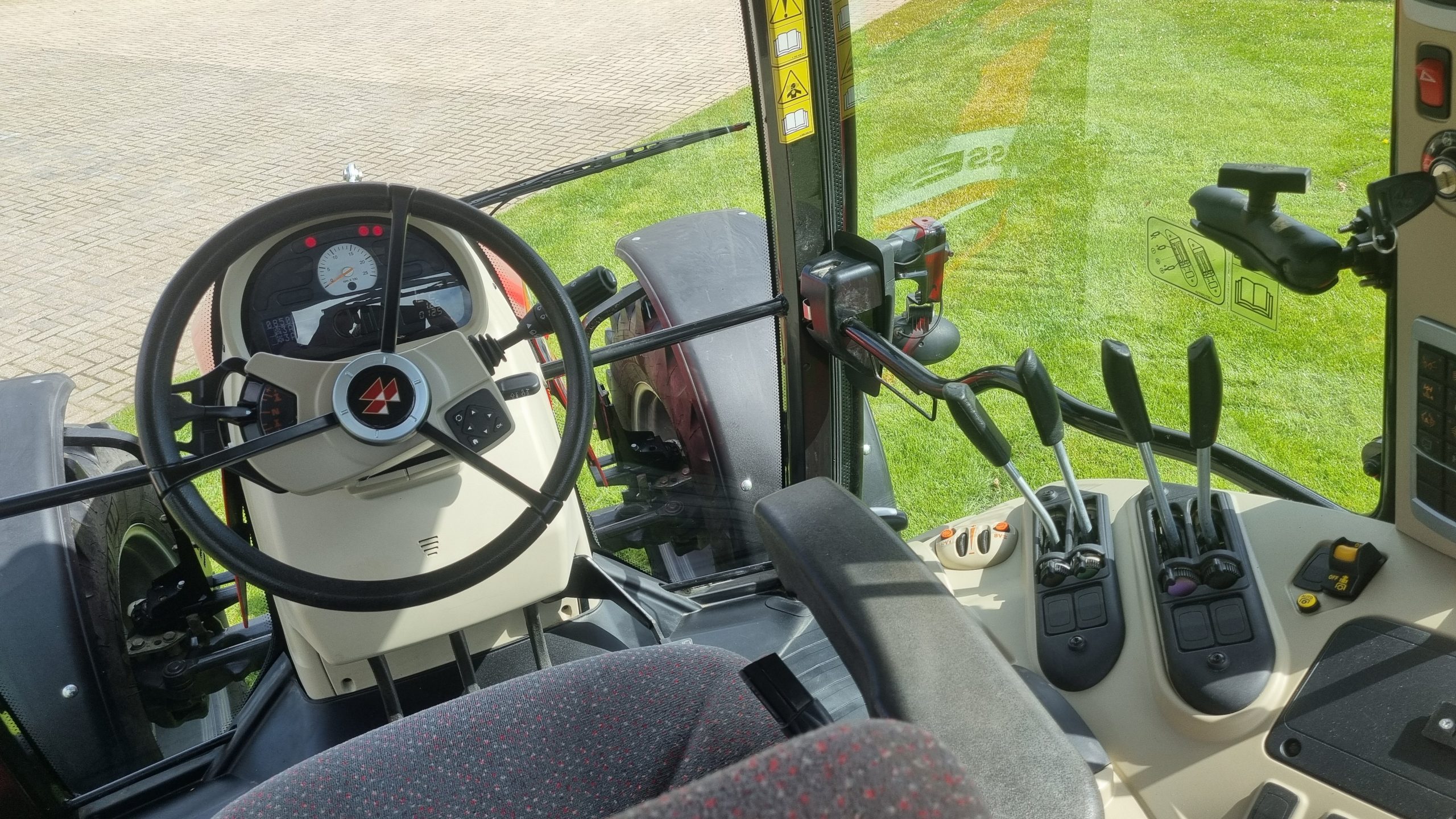 Massey Ferguson 5609 Dyna 4, veel opties, als nieuw! VERKOCHT! - Afbeelding 10