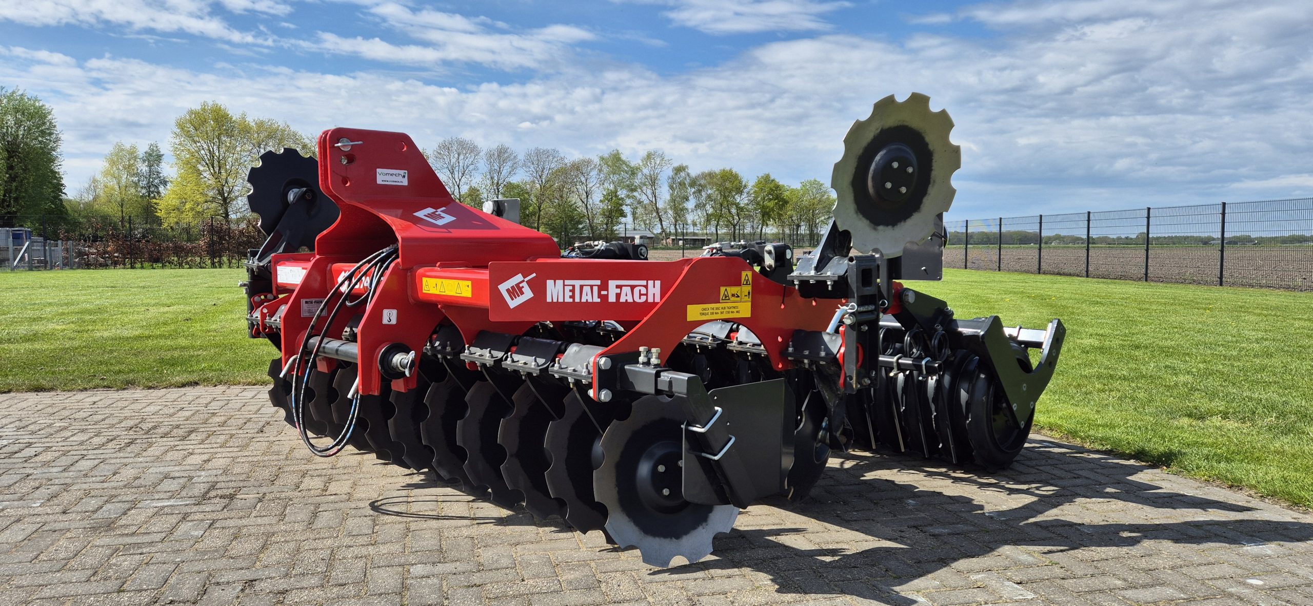 Metal-fach U740 3m Schijveneg, Uitstekend bewerkingsresultaat, Demo! VERKOCHT!